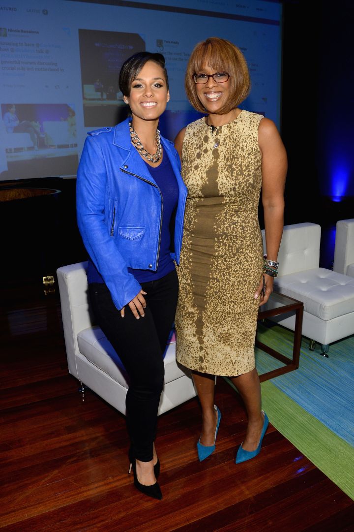 MAY 09: Singer/songwriter Alicia Keys and Gayle King at FutureNOW at the Museum of Jewish Heritage on May 9, 2014 in New York City.