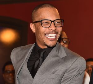 T.I. 925 Scales restaurant ribbon cutting