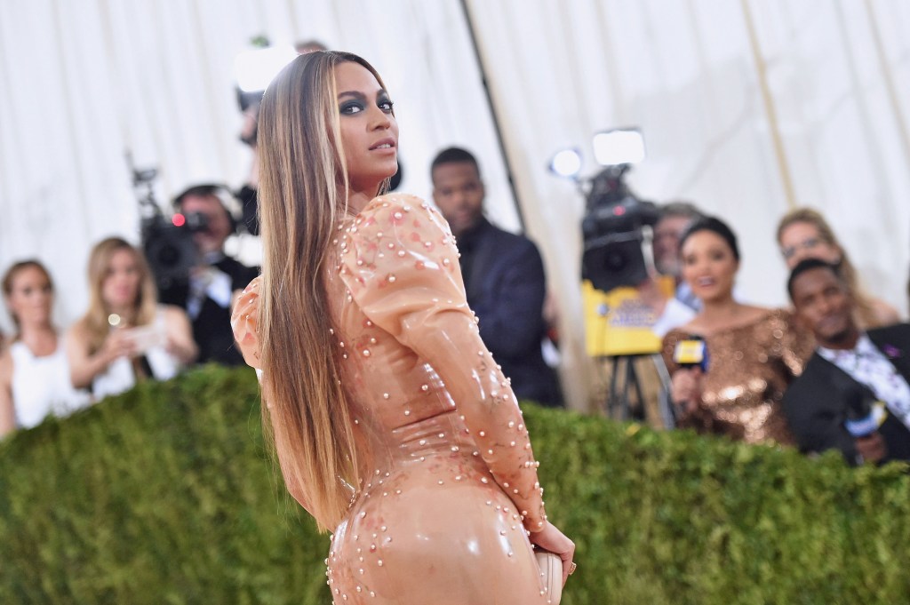 Beyoncé's Fabulous Post-Baby Body Pics Are All You Need To ...