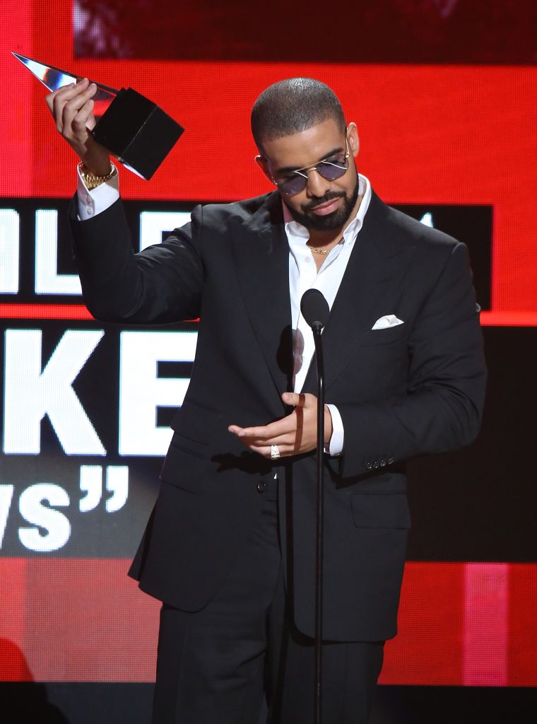 2016 American Music Awards - Show