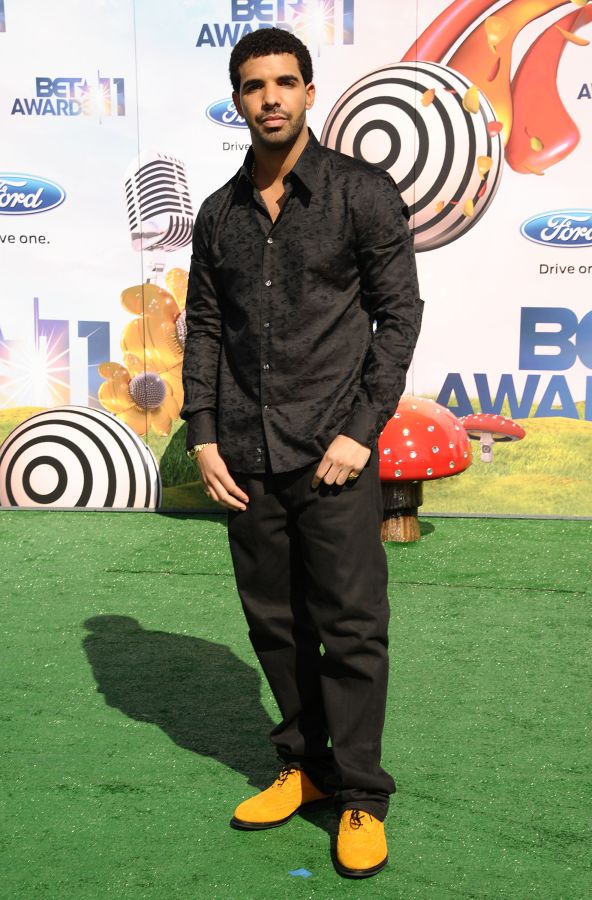 2011 BET Awards - Arrivals