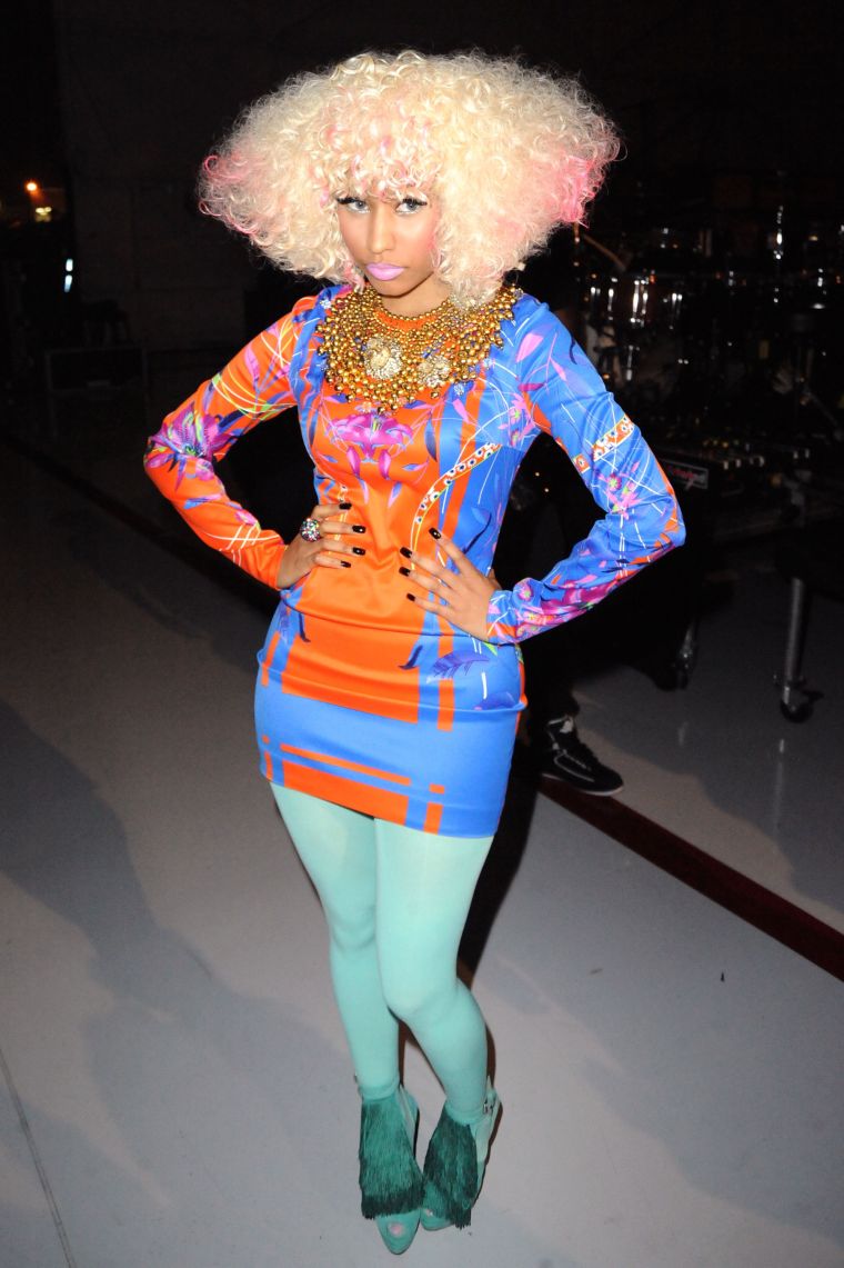 The USO Presents ‘VH1 Divas Salute The Troops’ – Roaming Inside