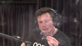 Elon Musk smokes marijuana while filming Joe Rogan Experience podcast